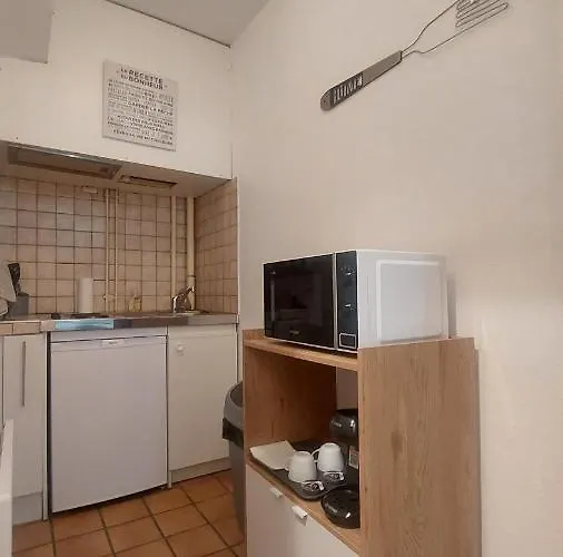 Studio Meuble Au Pied Du Chateau