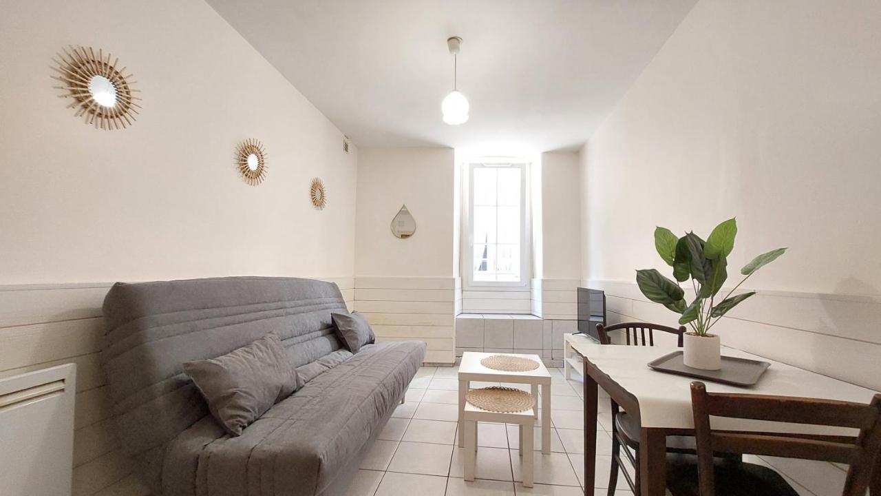 Meuble Au Pied Du Chateau Apartment *