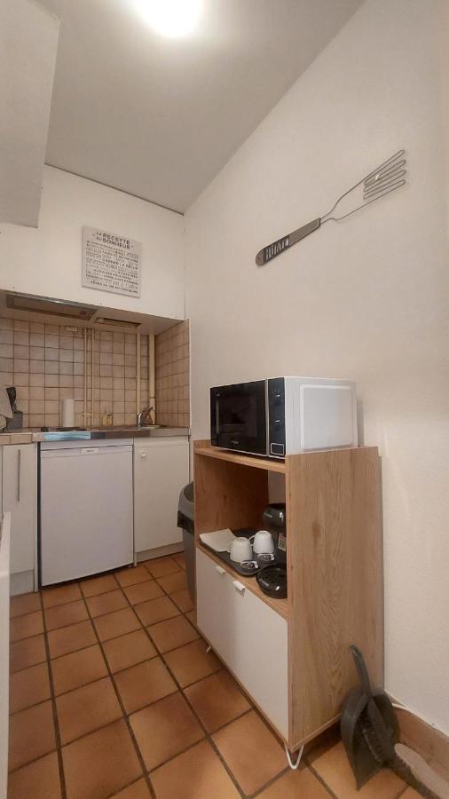 Meuble Au Pied Du Chateau *